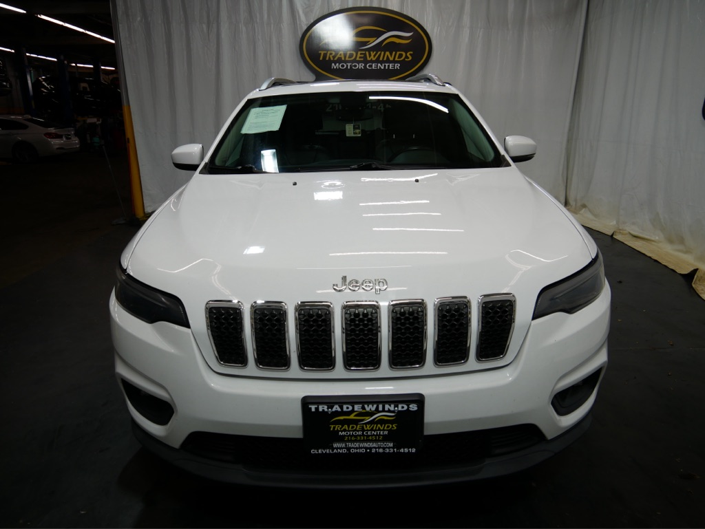 Photo 2 of 2019 Jeep Cherokee Latitude Plus