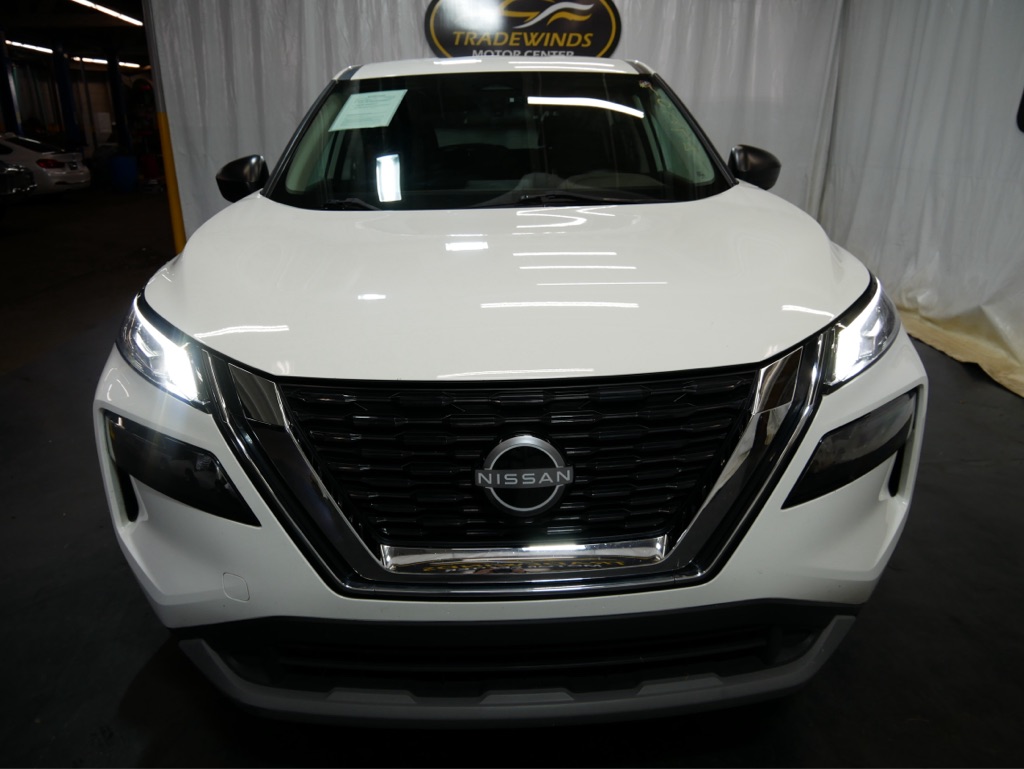 2023 Nissan Rogue S - Image 3