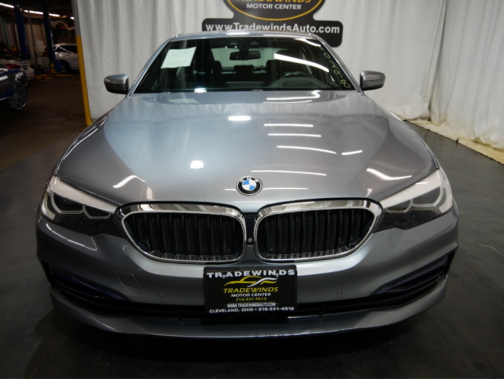 Photo 2 of 2019 BMW 5 Series XI