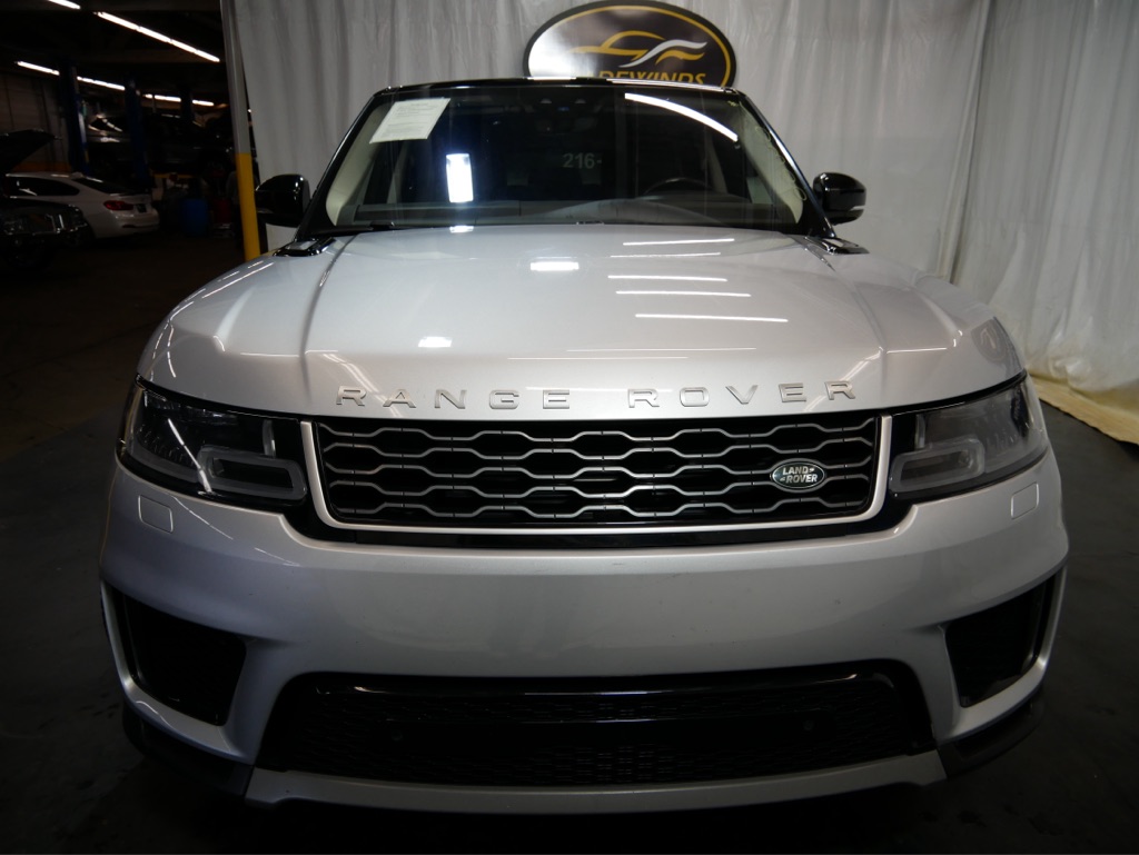 Photo 2 of 2020 Land Rover Range Rover Sport SE