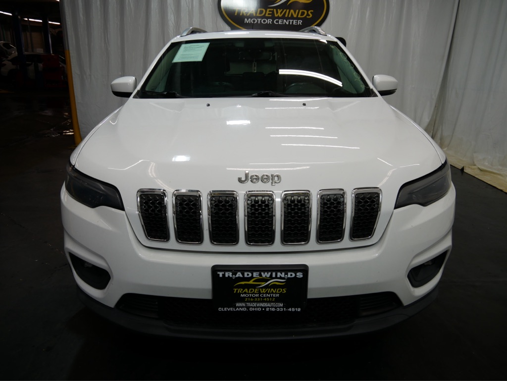 Photo 2 of 2017 Jeep Cherokee Limited