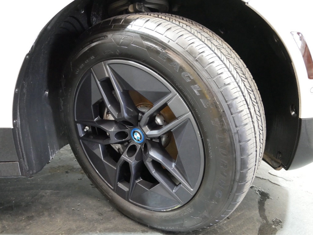 Photo 4 of 2024 BMW iX xDrive50