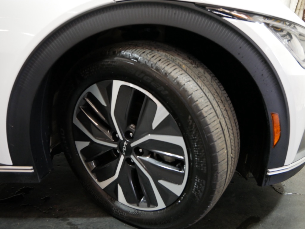 Photo 4 of 2024 Kia EV6 Light Long Range