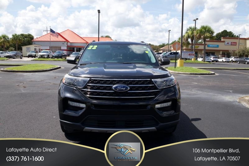 2022 Ford Explorer XLT - Image 2