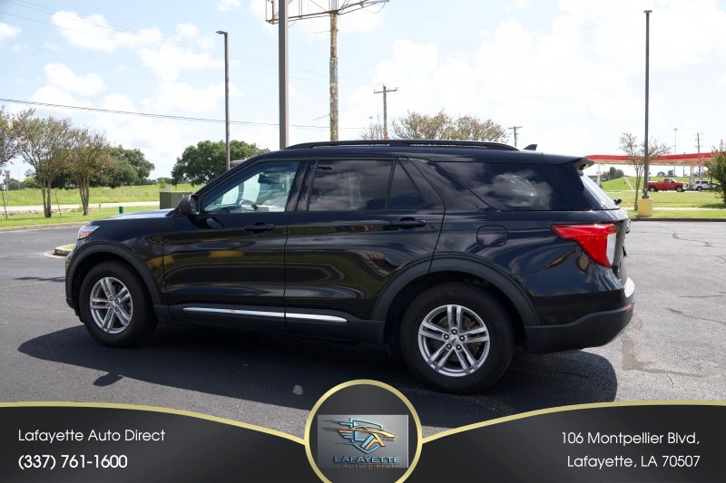 2022 Ford Explorer XLT - Image 3