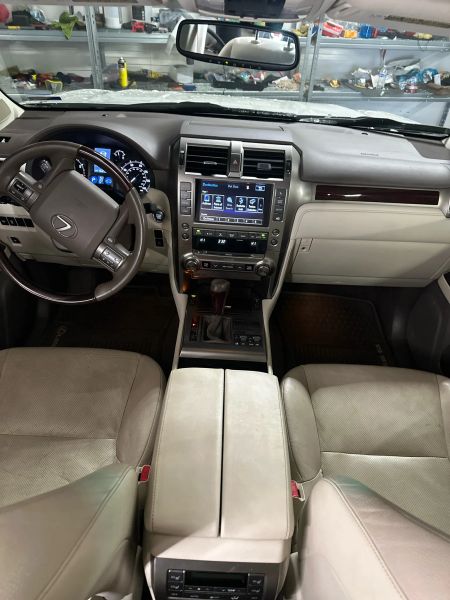 2015 Lexus GX Base - Photo 10