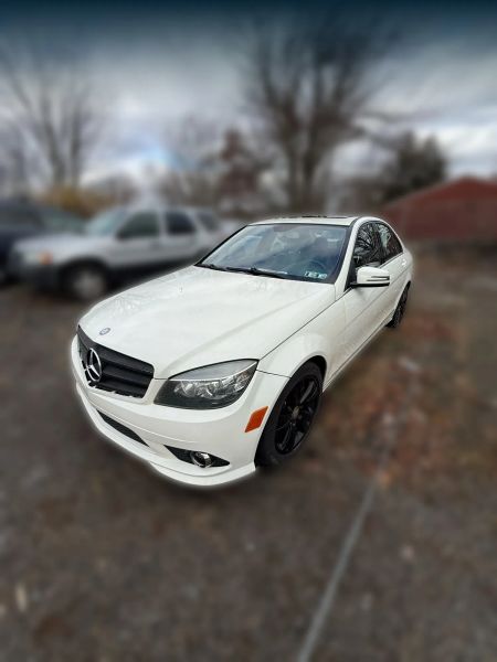 Photo 1 of 2010 Mercedes-Benz C-Class C 300 Luxury 4MATIC