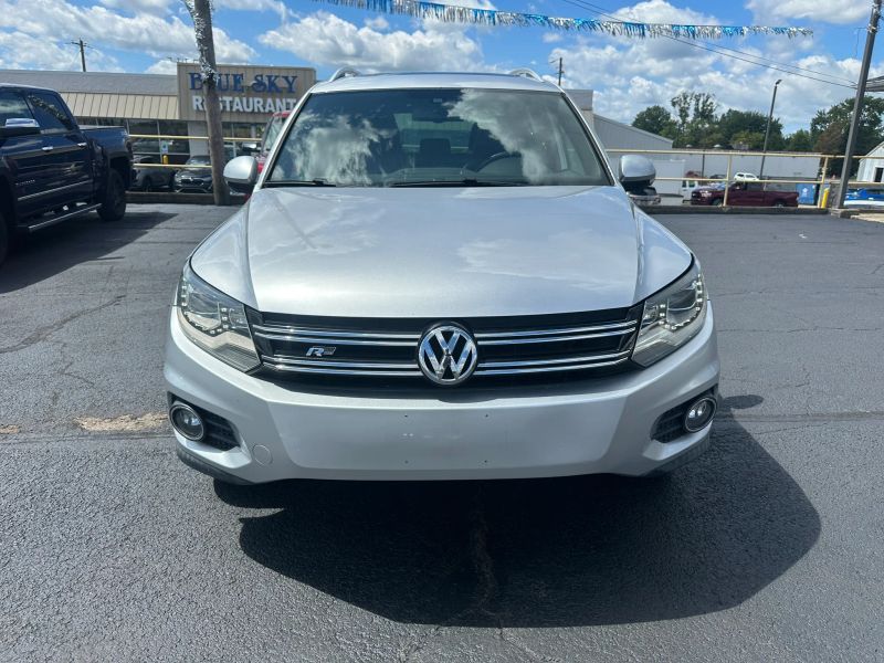 Photo 2 of 2014 Volkswagen Tiguan R-Line