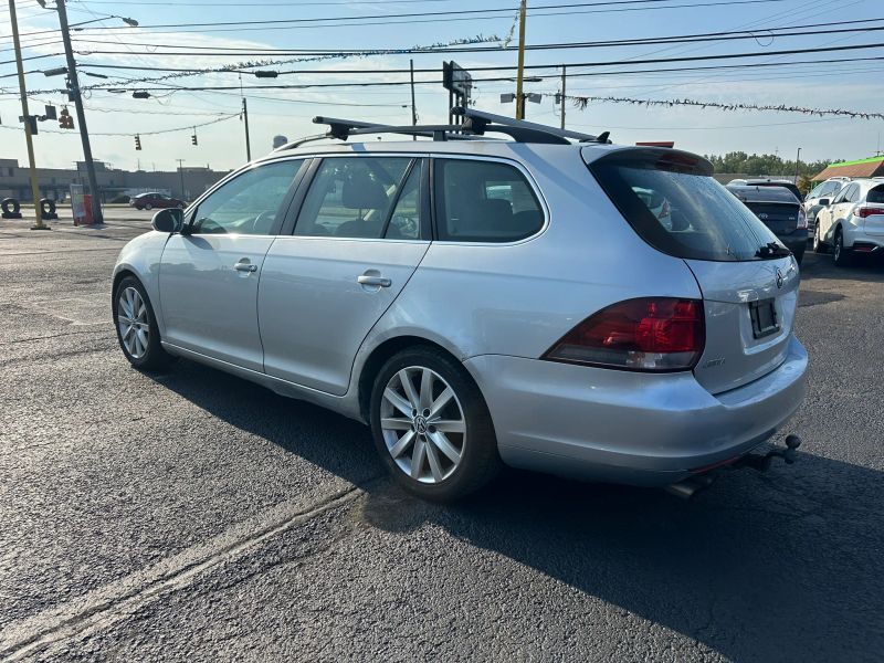 Photo 5 of 2011 Volkswagen Jetta SportWagen S