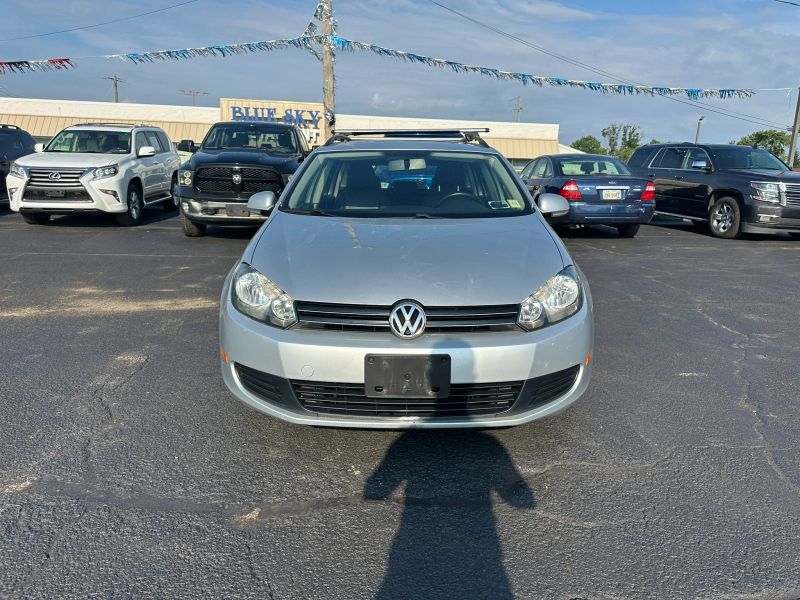 Photo 2 of 2011 Volkswagen Jetta SportWagen S