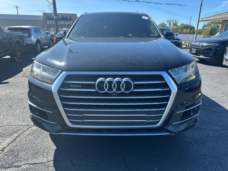 2017 Audi Q7 3.0T Prestige Sport Utility 4D - Image 2