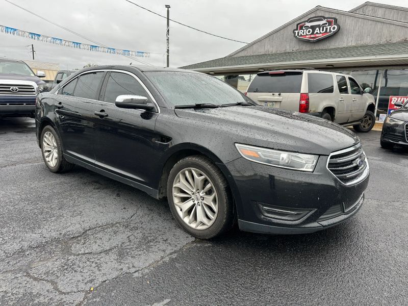 2019 Ford Taurus Limited - Main Image