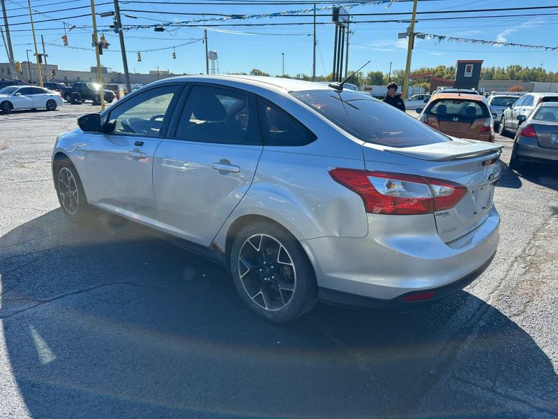 Photo 5 of 2014 Ford Focus SE
