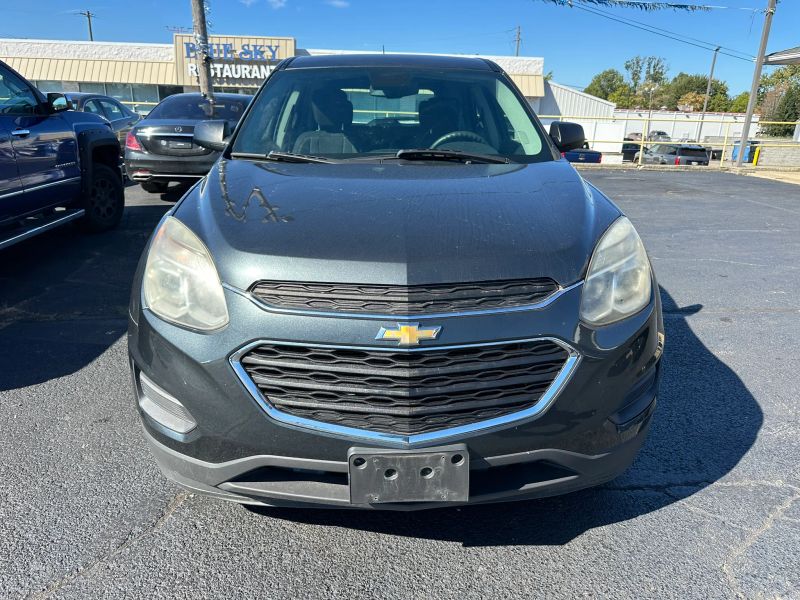 Photo 2 of 2017 Chevrolet Equinox LS