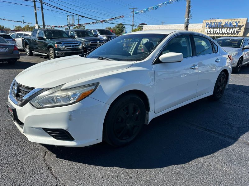 2018 Nissan Altima 2.5 S - Image 3