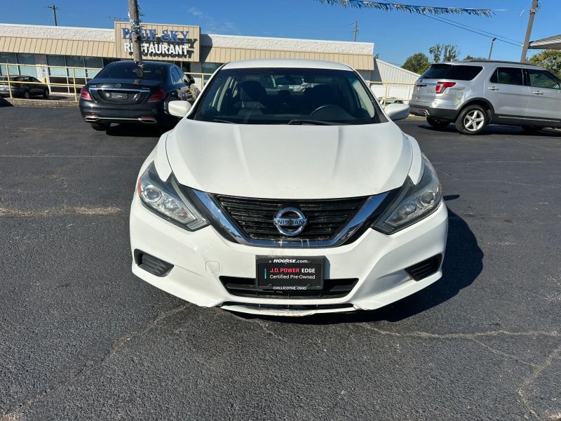 2018 Nissan Altima 2.5 S - Image 2