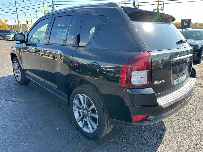2017 Jeep Compass High Altitude - Image 4