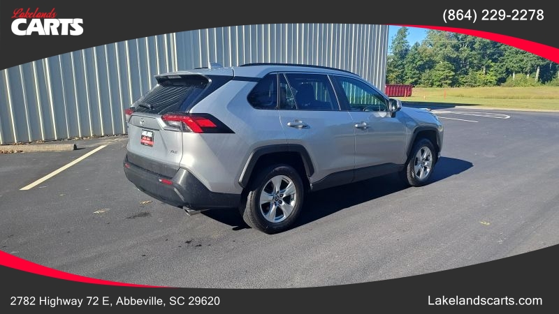 2021 Toyota RAV4 XLE - Image 5