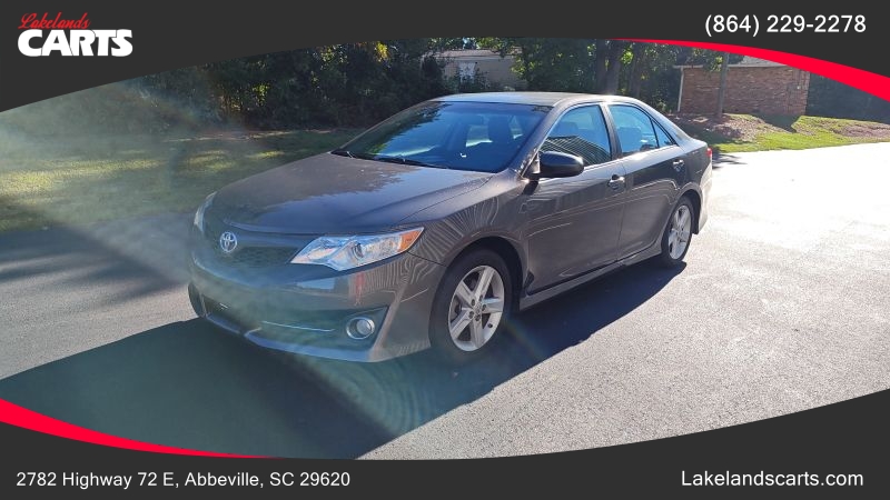 Photo 1 of 2014 Toyota Camry SE