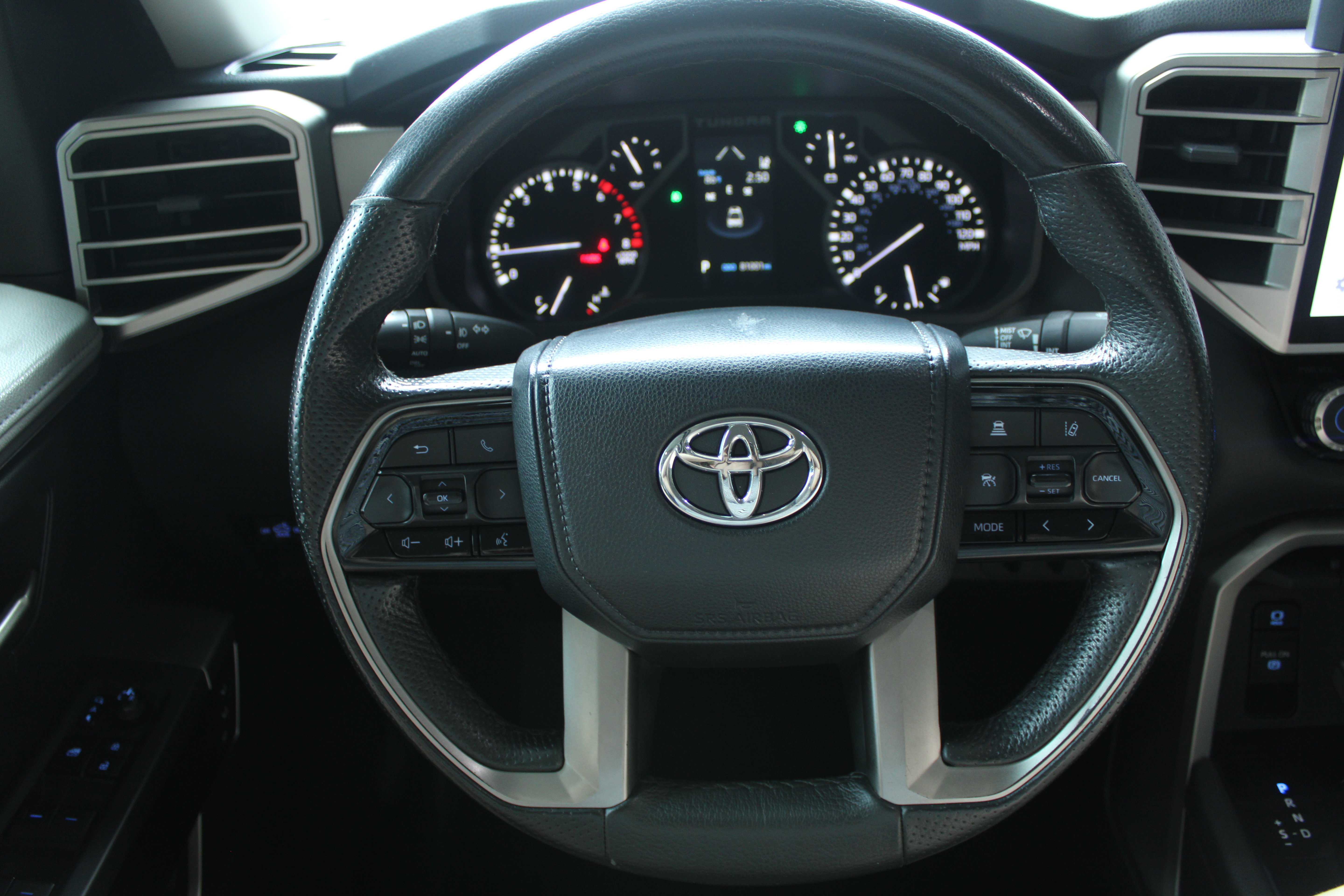 Photo 4 of 2022 Toyota Tundra Limited