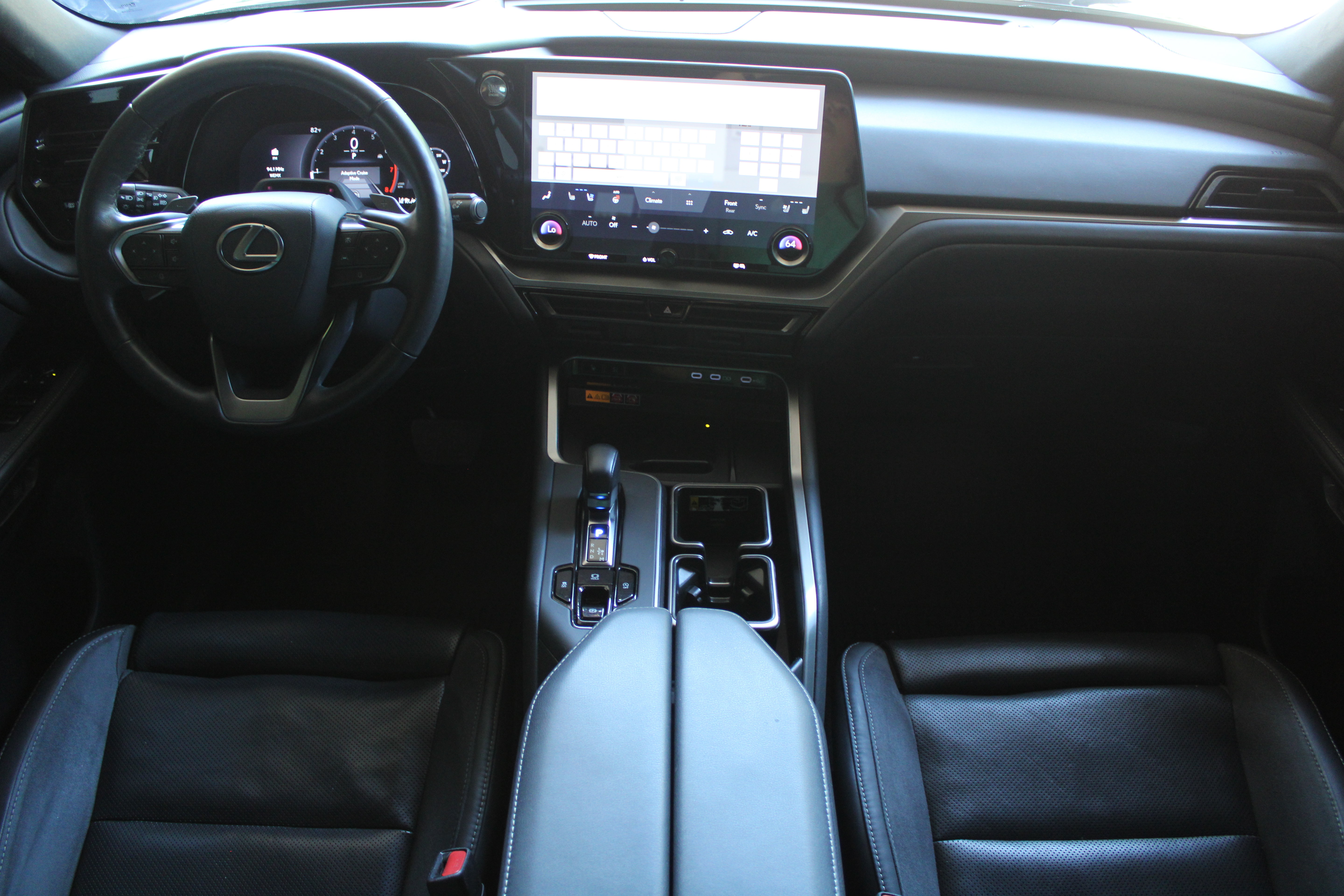 Photo 2 of 2024 Lexus TX 350 Luxury