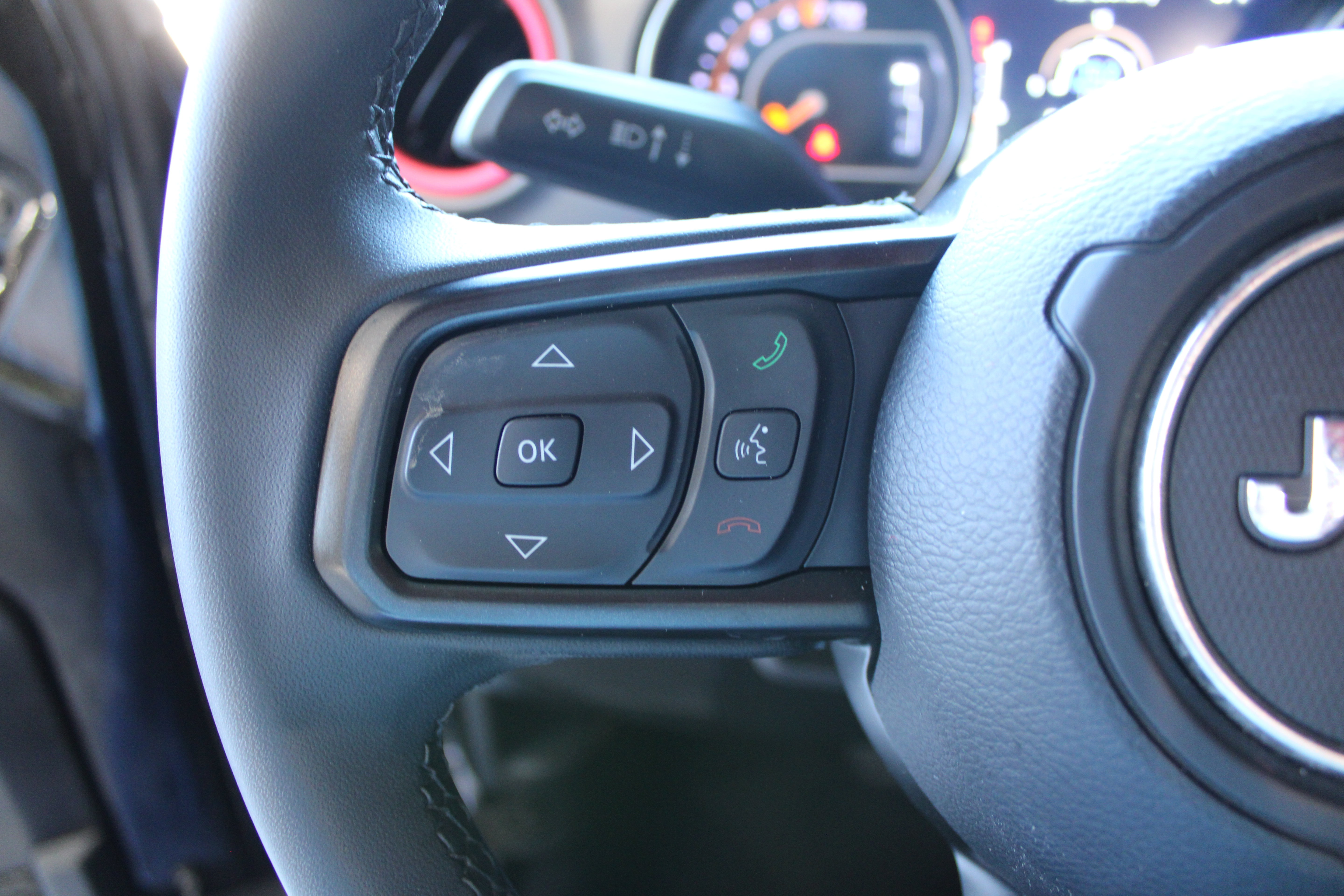 2023 Jeep Gladiator Texas Trail - Image 5