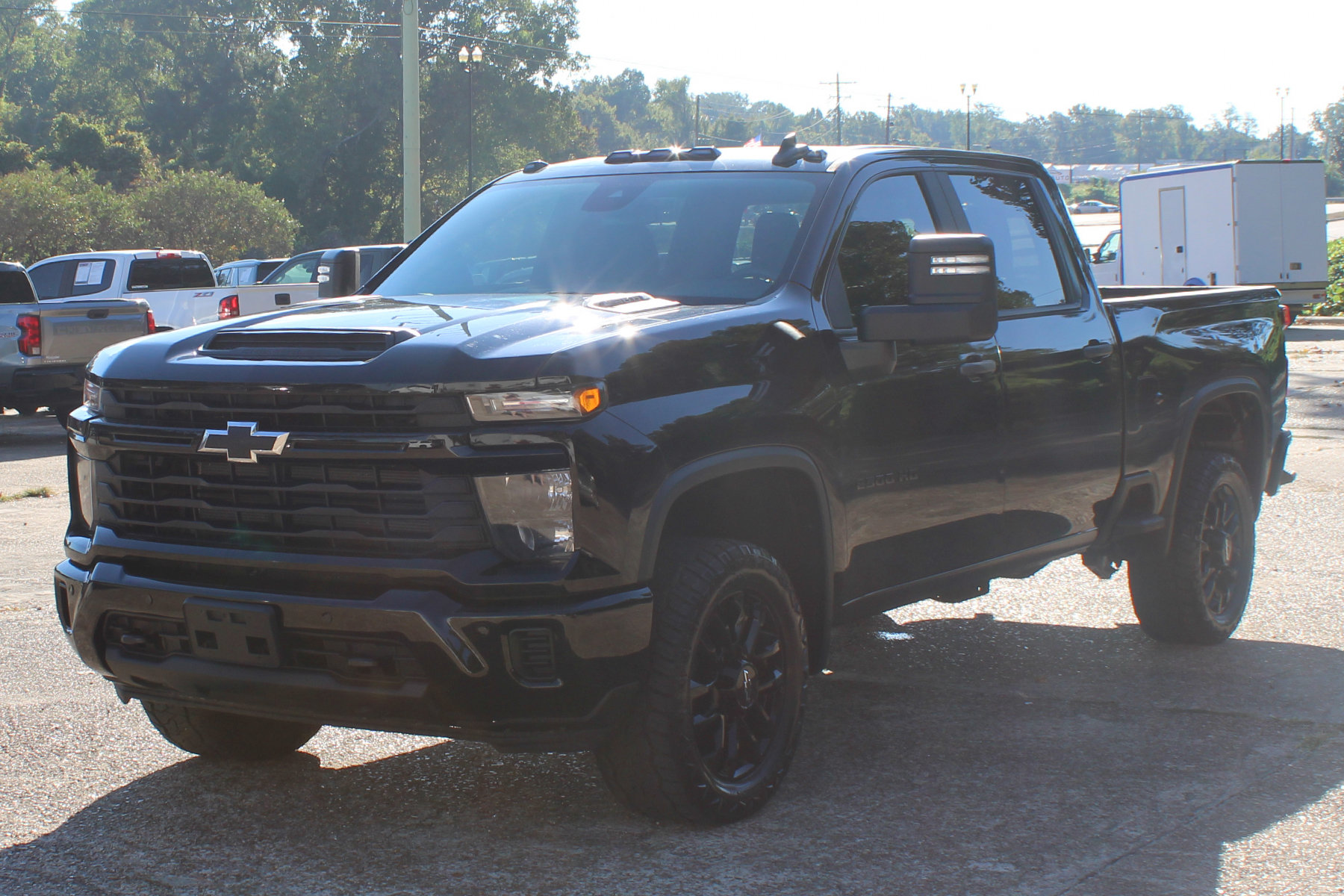2025 Chevrolet Silverado 2500HD Custom - Main Image
