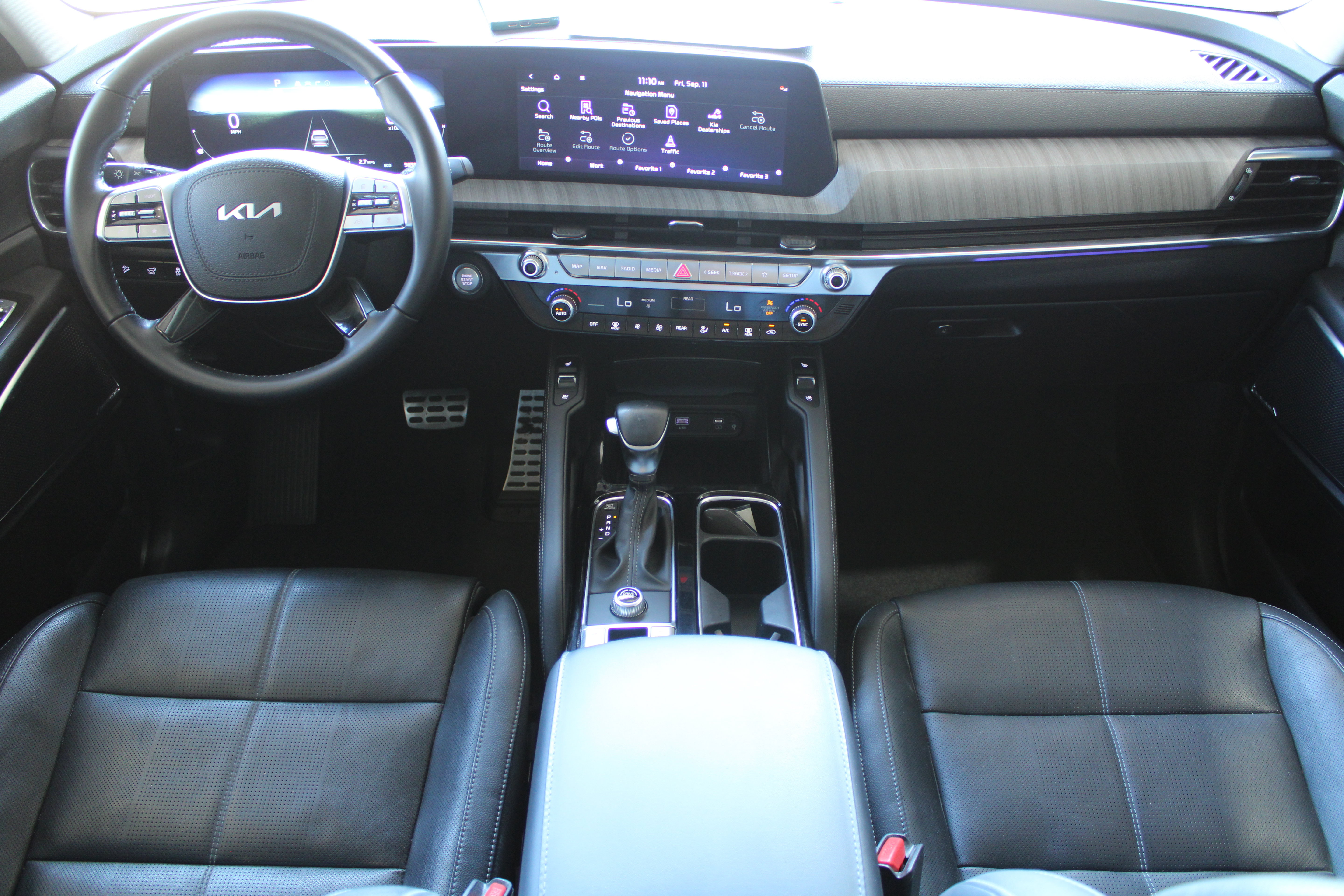 Photo 2 of 2024 Kia Telluride SX