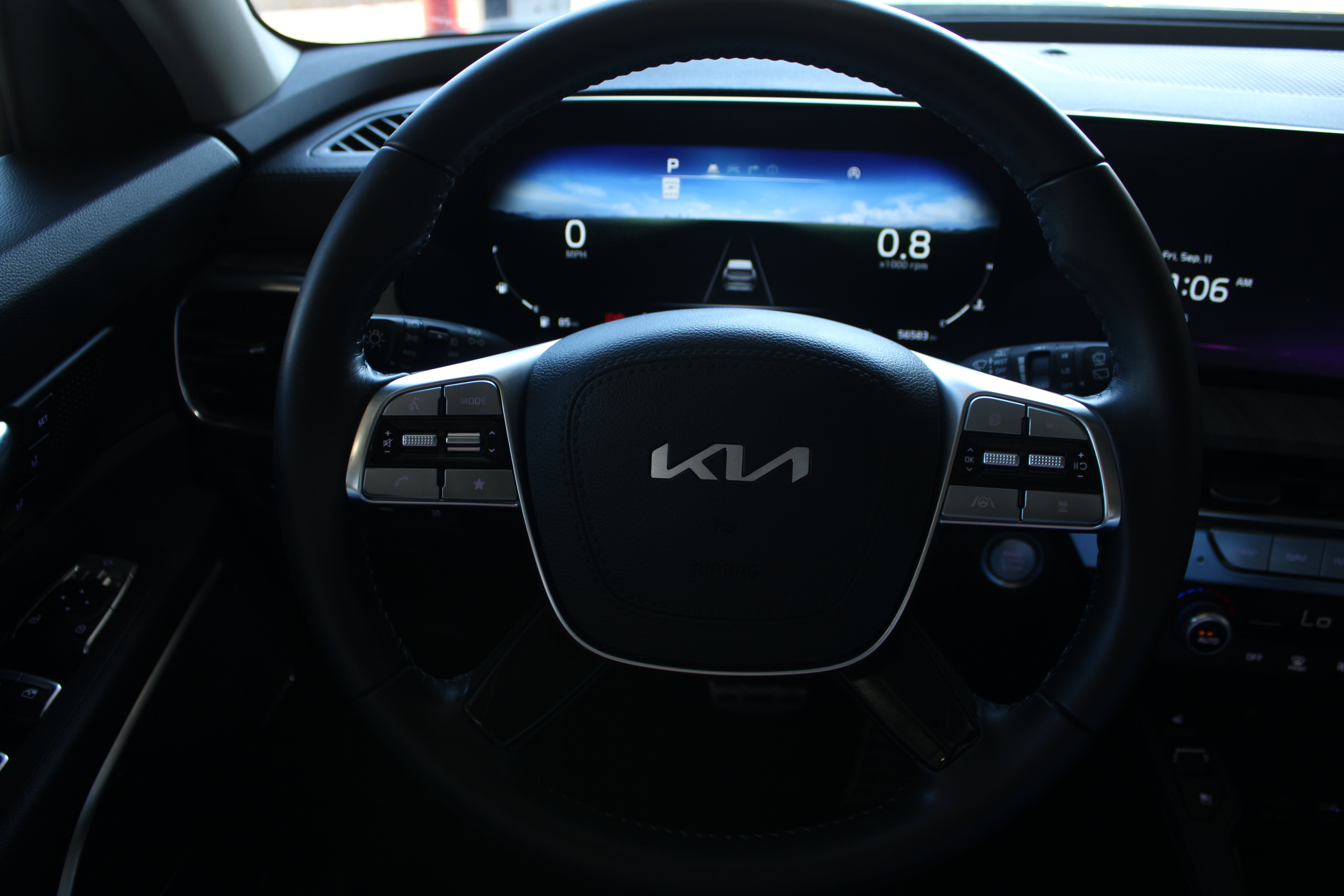 Photo 4 of 2024 Kia Telluride SX