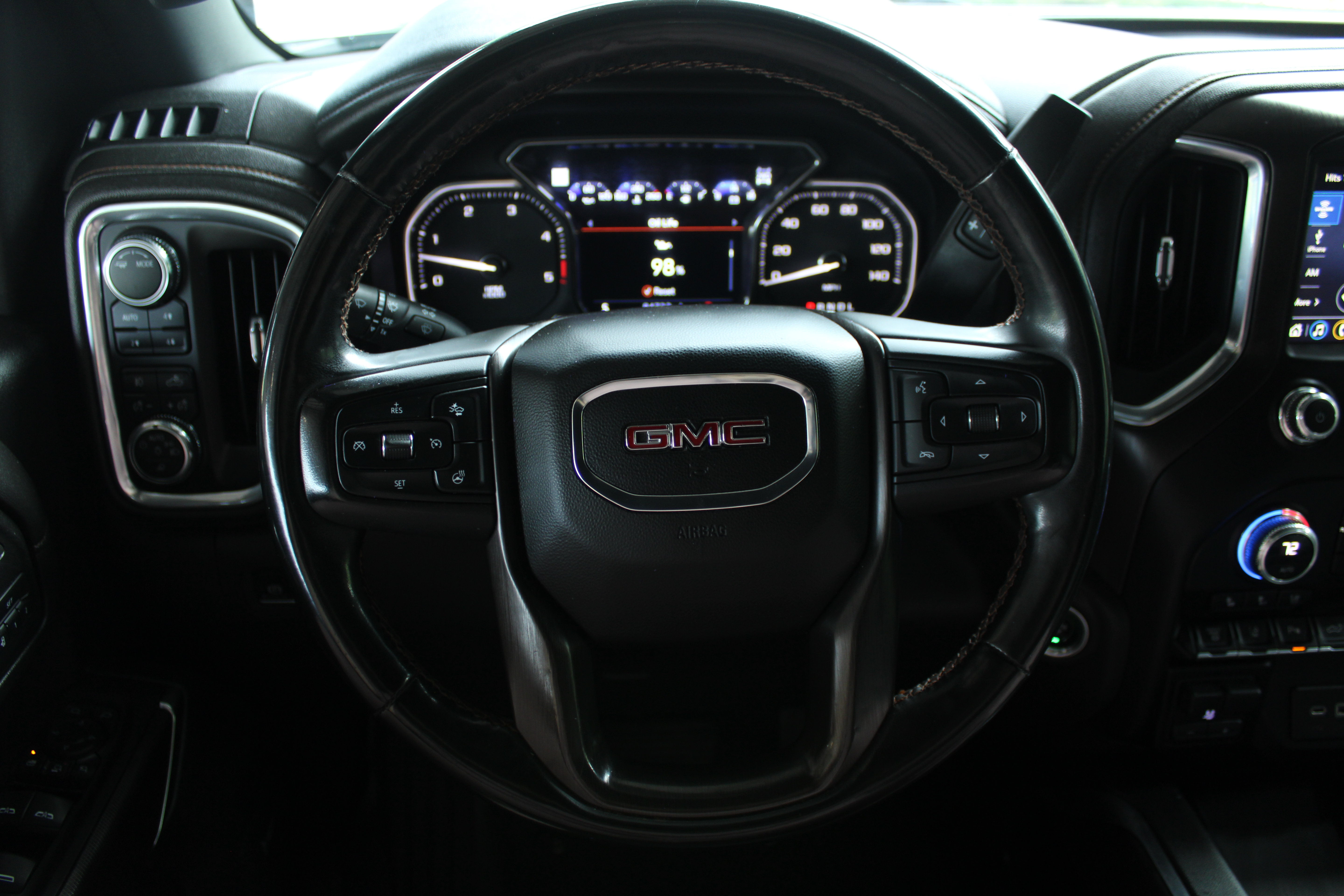 2023 GMC Sierra 2500HD AT4 - Image 4