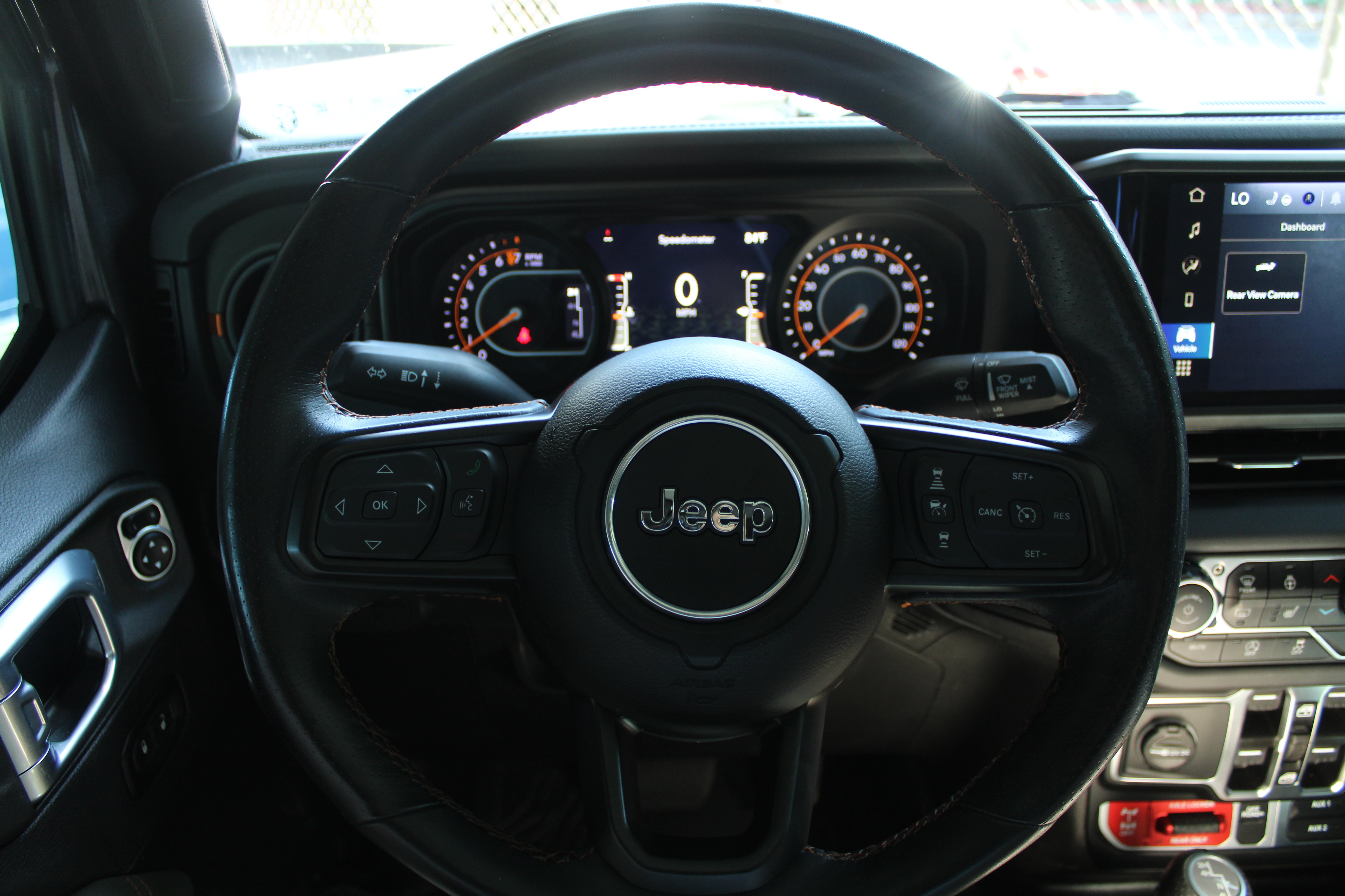 Photo 4 of 2024 Jeep Gladiator Mojave