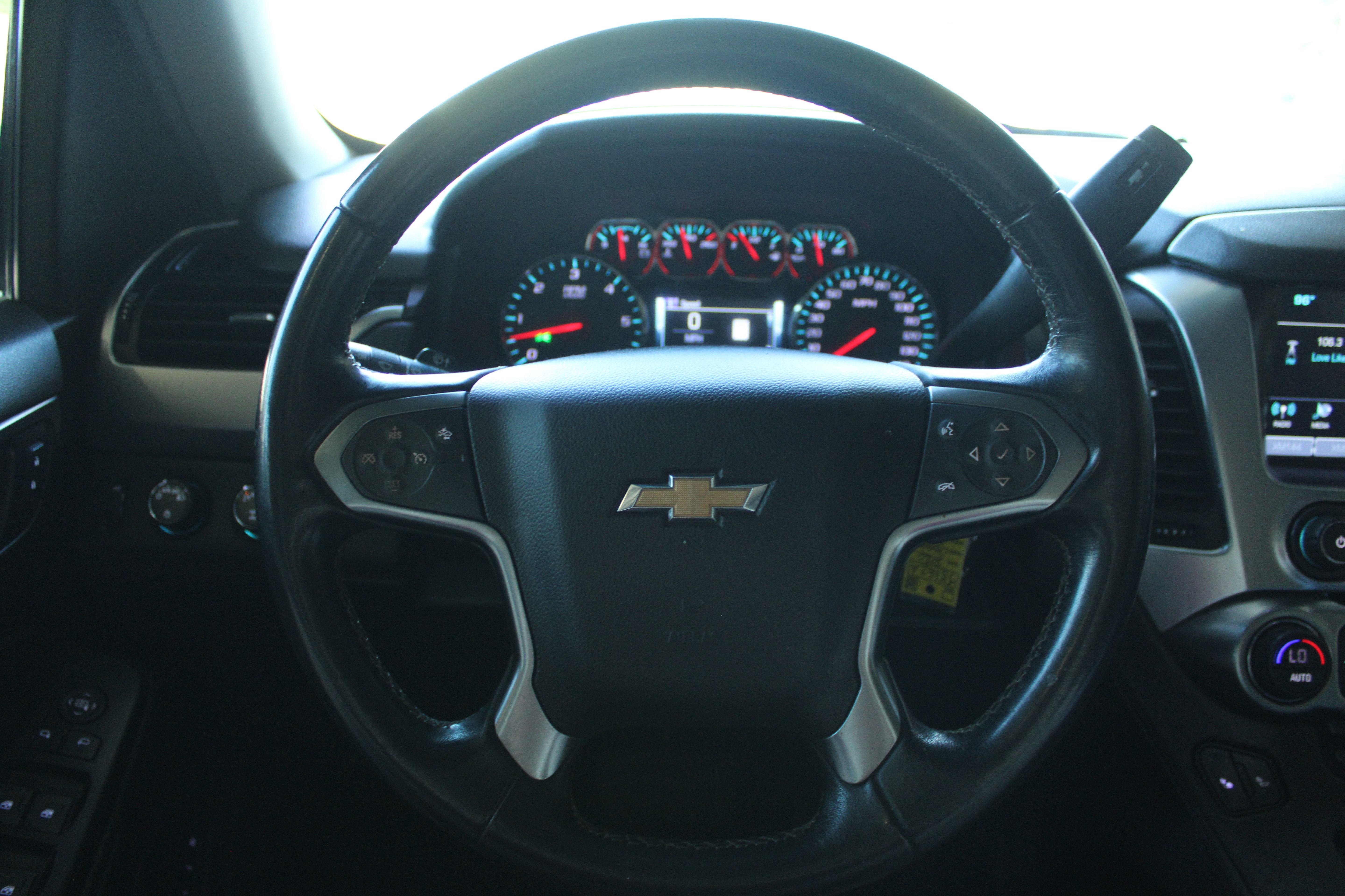 Photo 4 of 2020 Chevrolet Tahoe LT