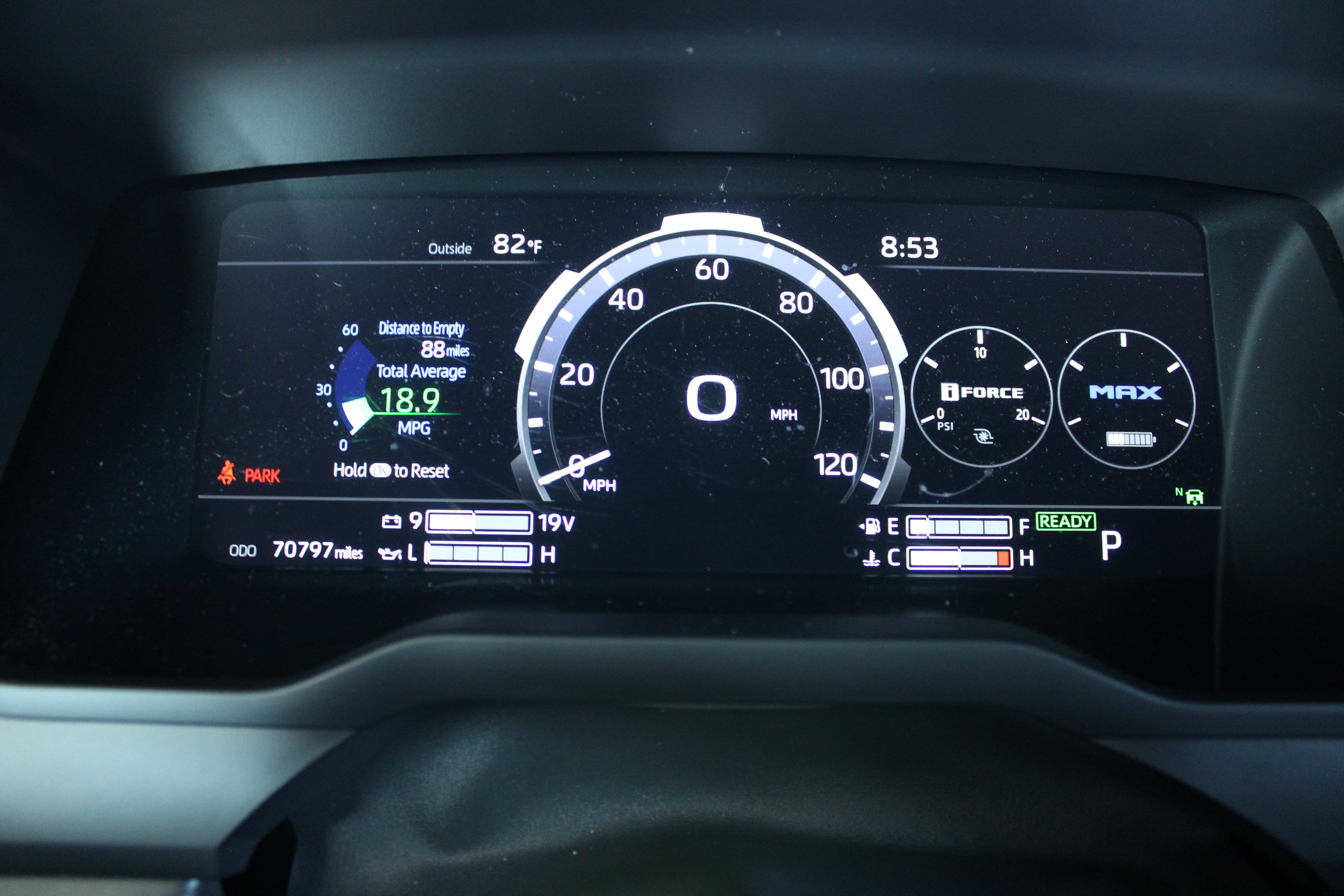 2024 Toyota Tundra Platinum HV - Image 3
