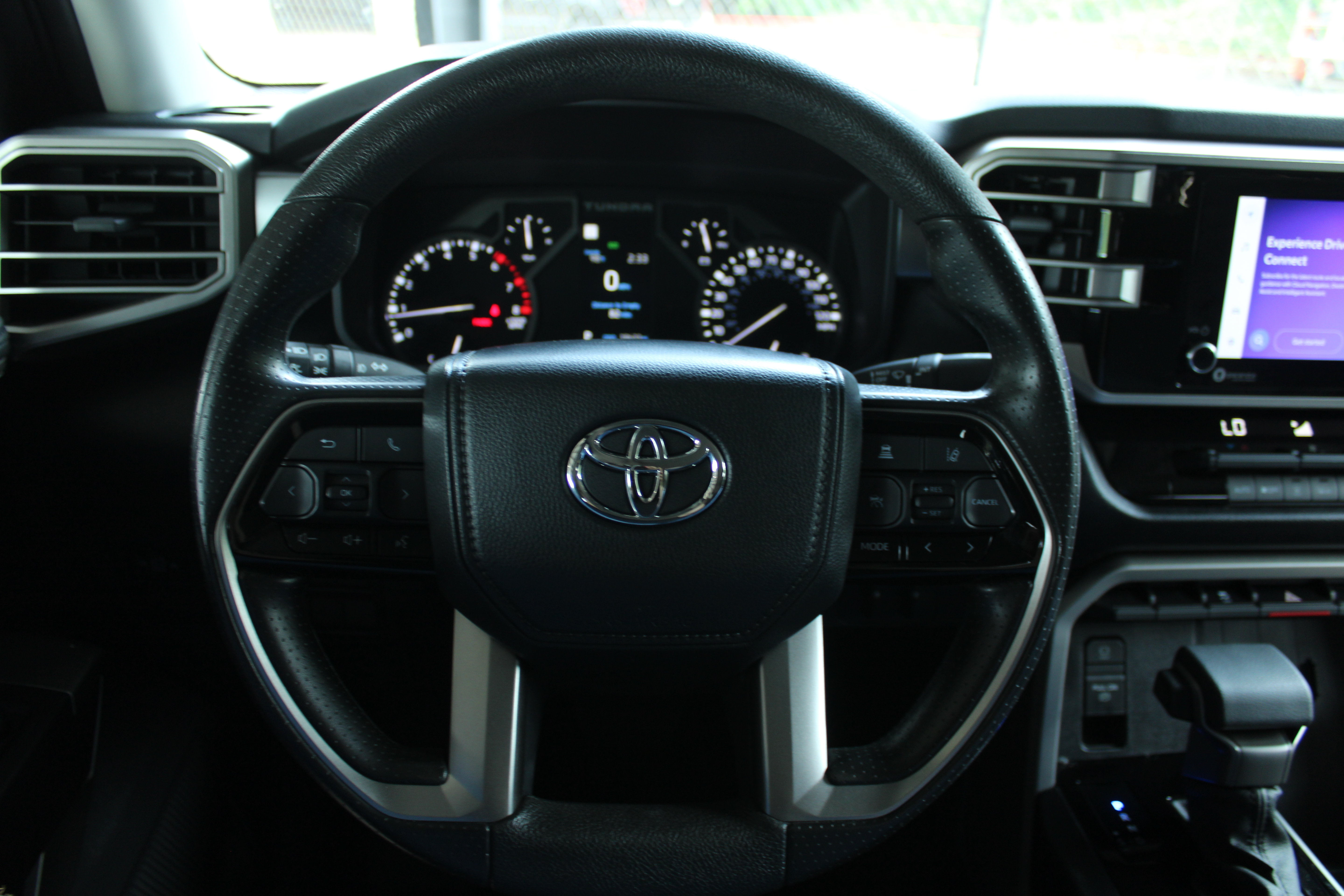 Photo 5 of 2023 Toyota Tundra SR5