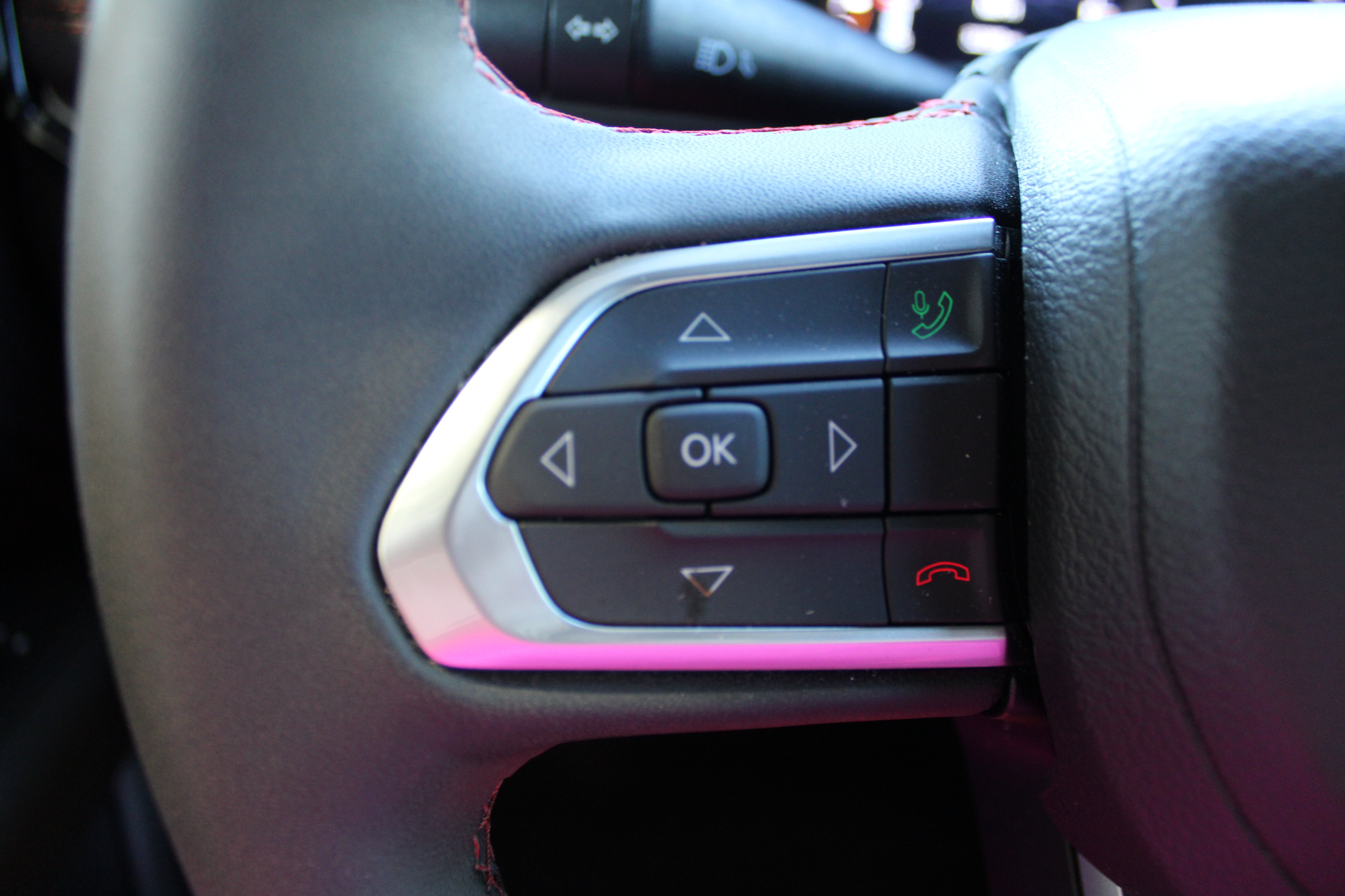 2026 Jeep Compass Trailhawk - Image 5