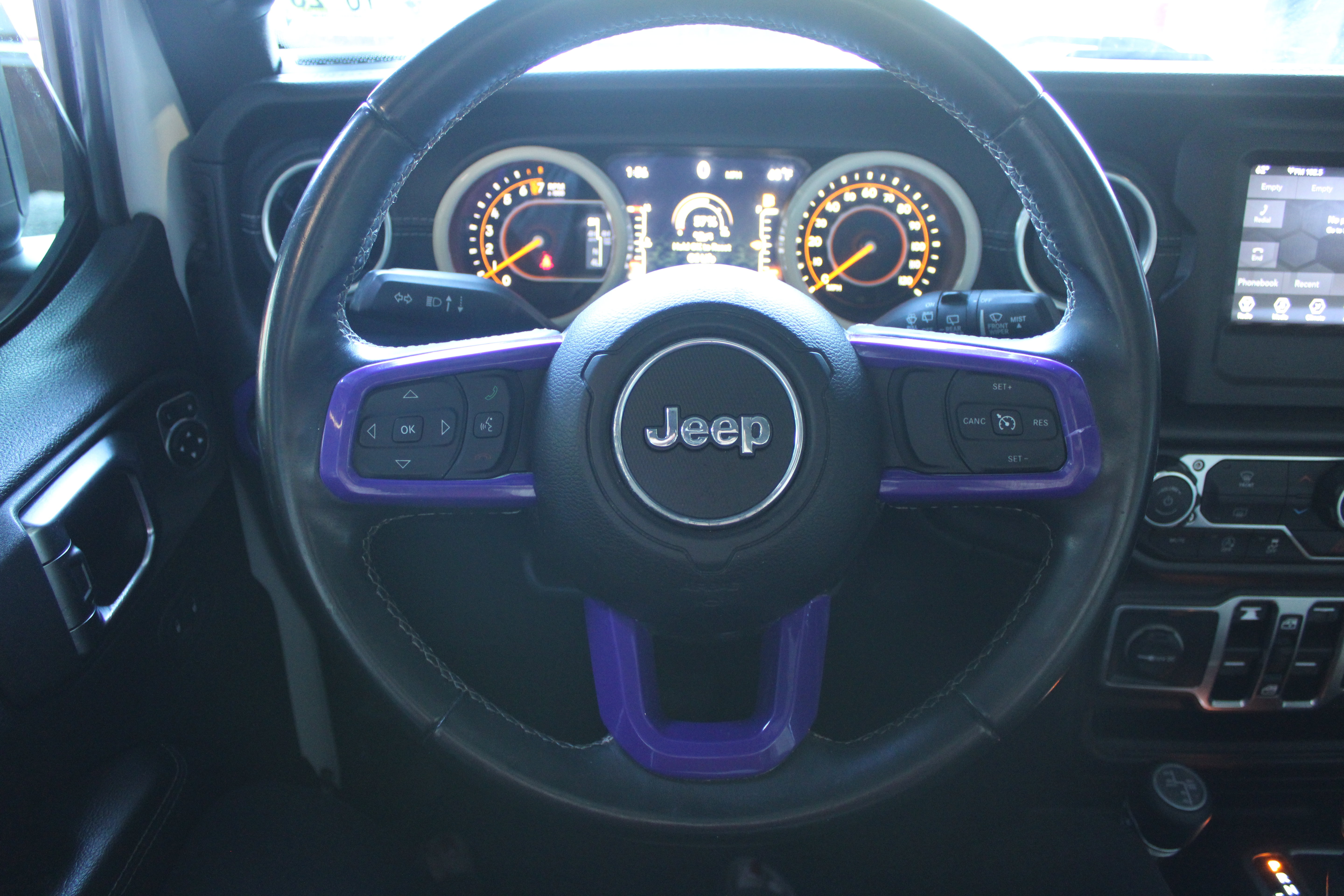 2018 Jeep Wrangler Unlimited Sahara - Image 4