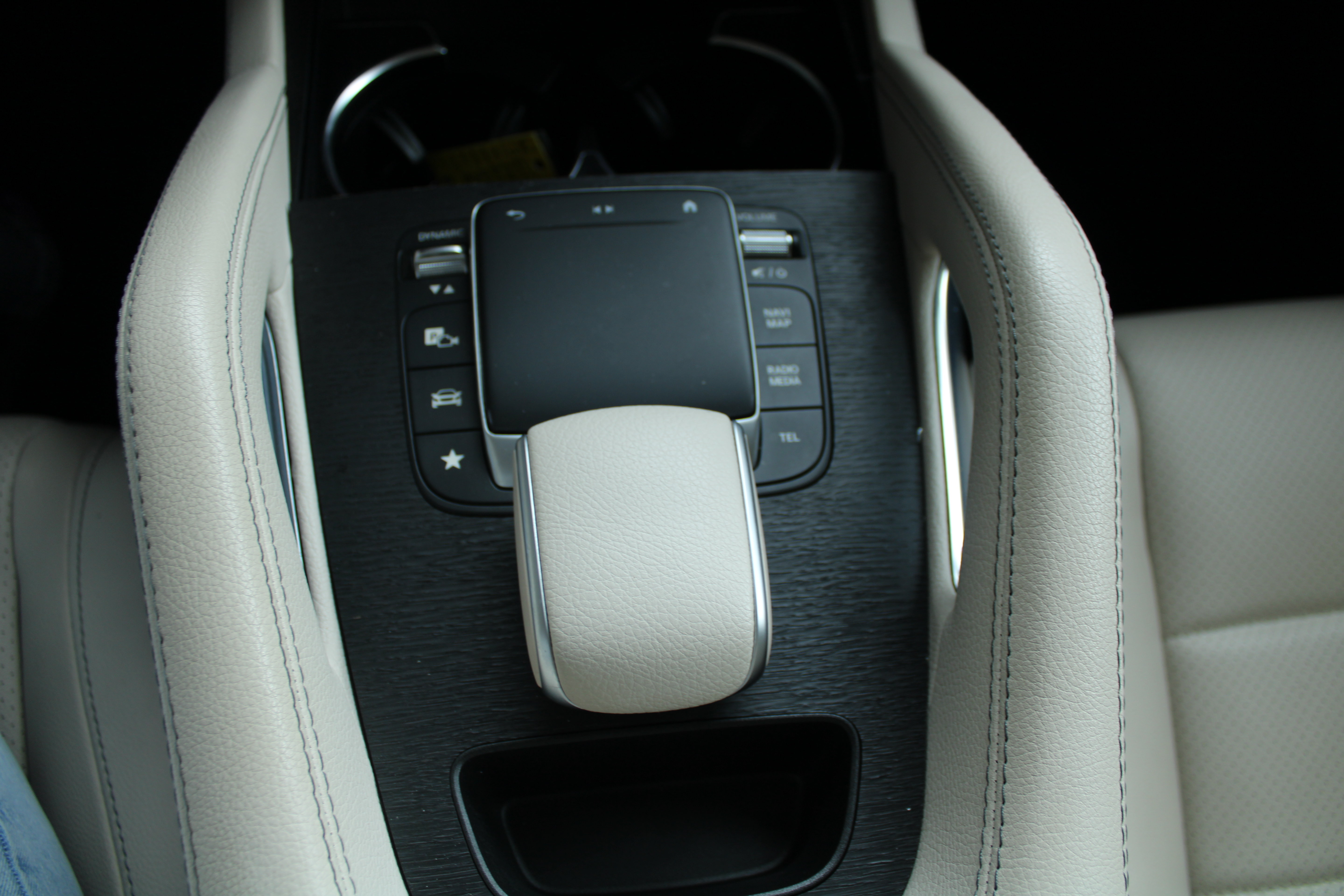 2022 Mercedes-Benz GLE GLE 350 - Image 5