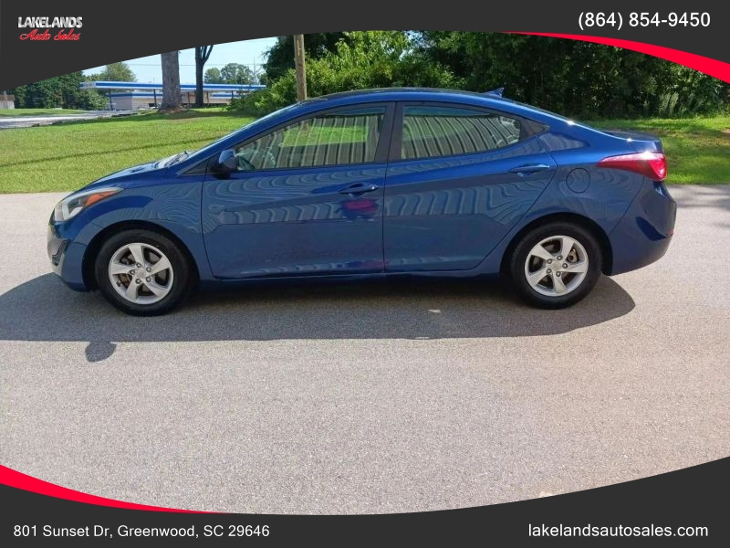 2015 Hyundai ELANTRA SE - Image 2