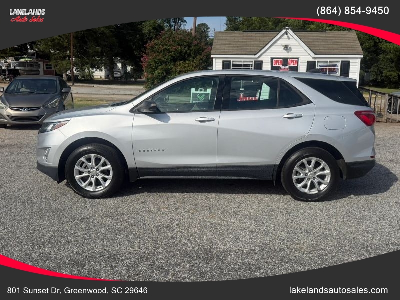 2018 Chevrolet Equinox LS - Image 2