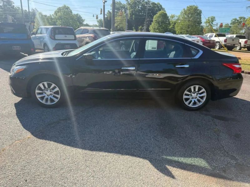 2016 Nissan Altima 2.5 S - Image 2
