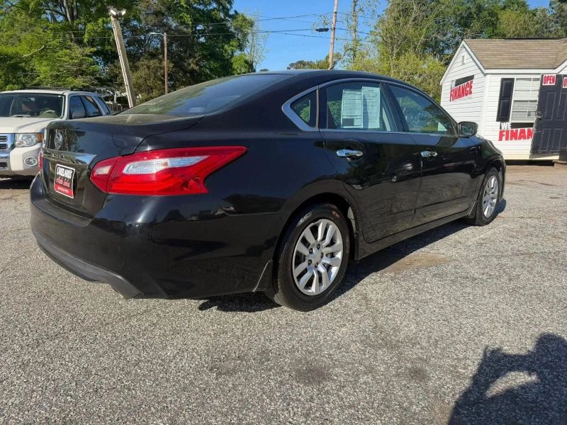 2016 Nissan Altima 2.5 S - Image 5