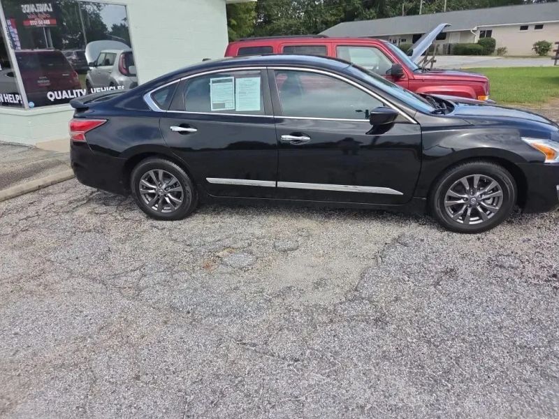 2015 Nissan Altima 2.5 S - Main Image