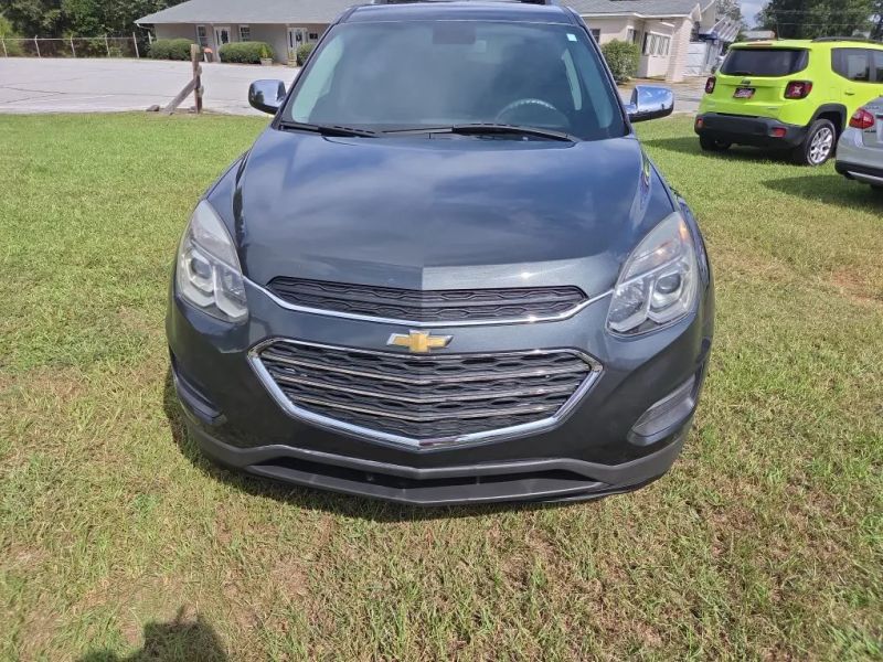 2017 Chevrolet Equinox LS - Image 3