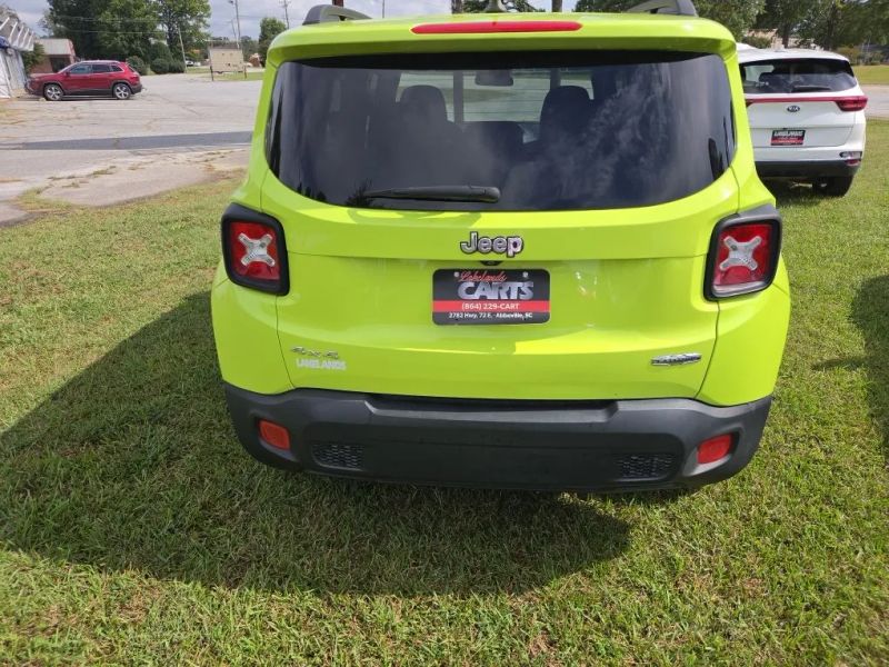 2017 Jeep Renegade Latitude - Image 5