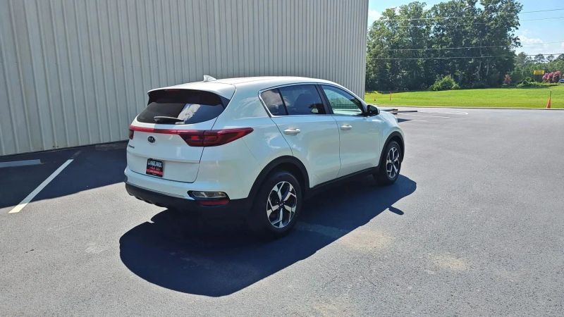 2021 Kia Sportage LX - Image 5