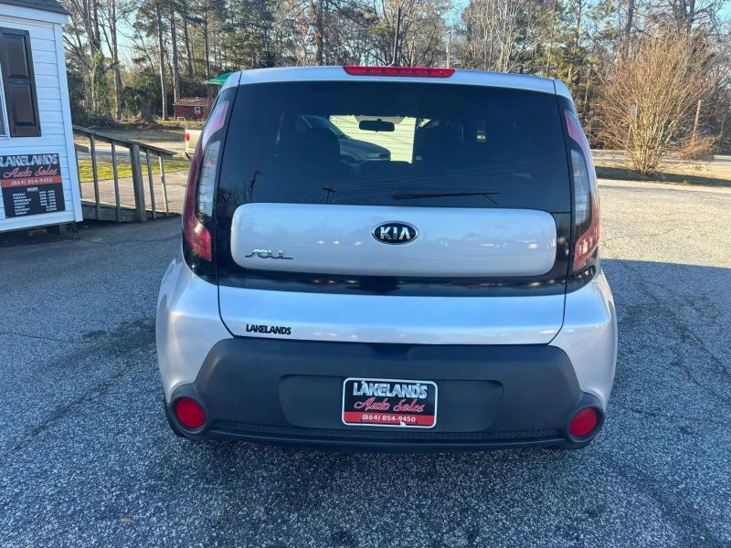 2016 Kia Soul Wagon 4D - Image 4