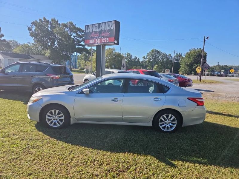 2016 Nissan Altima 2.5 S - Main Image
