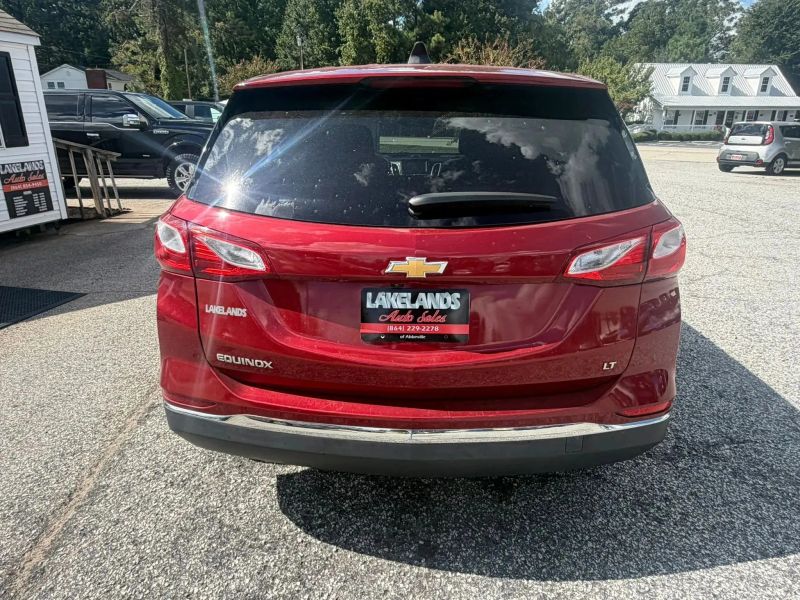 2018 Chevrolet Equinox LT - Image 4