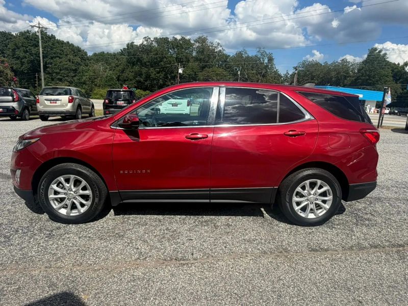 2018 Chevrolet Equinox LT - Image 2