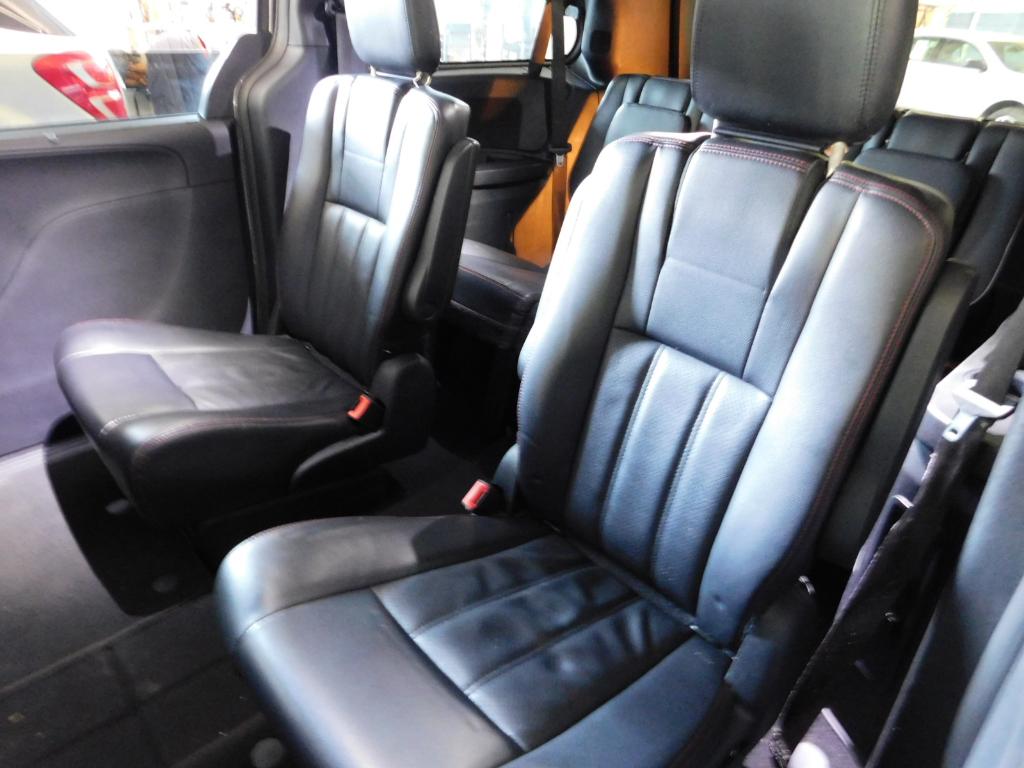 2018 Dodge Grand Caravan GT - Image 4